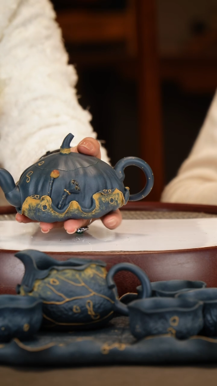 【闪购商品】紫砂茶壶【范菊英】绿泥荷叶套组  180CC