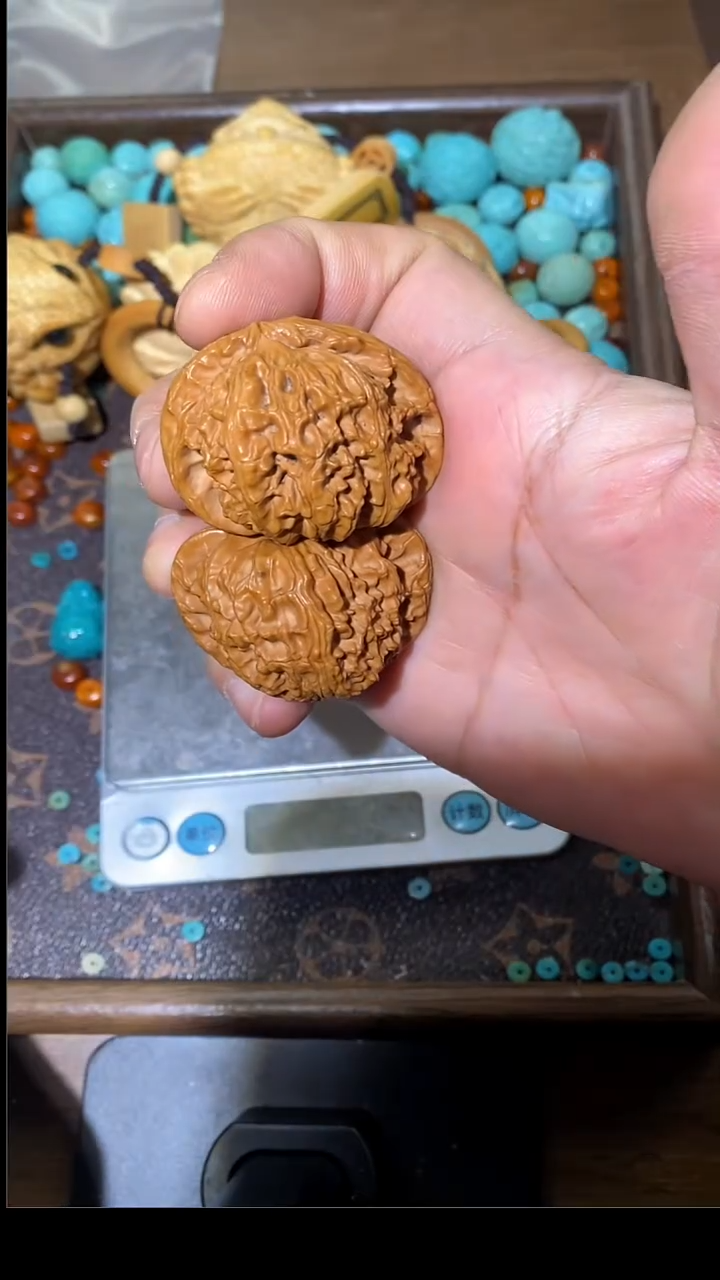 吊坠文玩核桃184白狮子