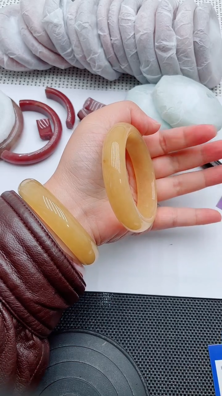 未镶嵌手镯石英质玉179-58-59