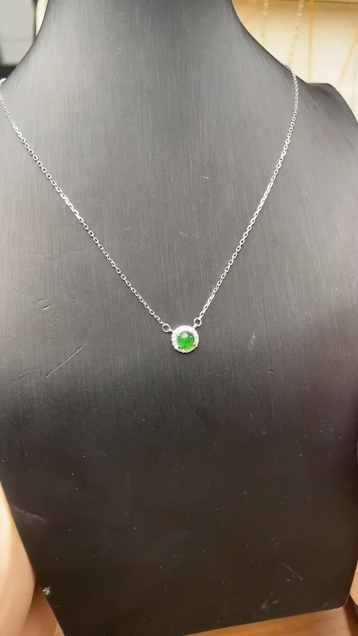 颈饰银S925镶嵌翡翠项链