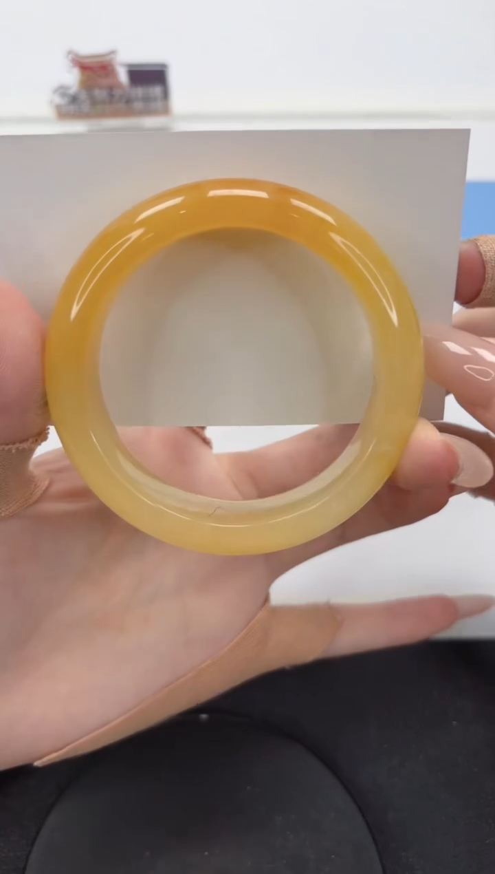 【闪购商品】石英质玉手镯未镶嵌A391-56.6