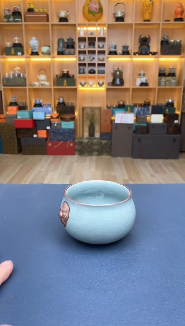 【闪购商品】撤柜高货，价格随便开@@D019