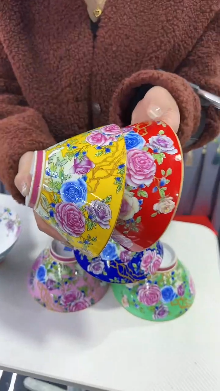 【闪购商品】瓷片斗笠碗6英寸面碗混色2个