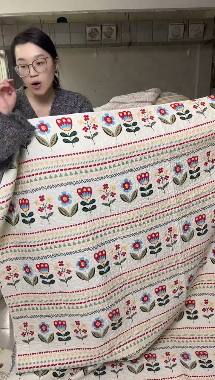 棉200*220斜纹小红花