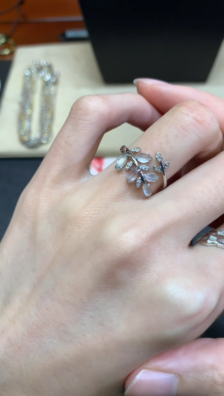 【闪购商品】翡翠戒指18K金镶嵌【无鉴赏期】