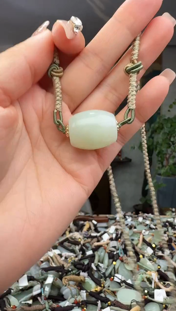 颈饰未镶嵌和田玉拍一发一多样性发货