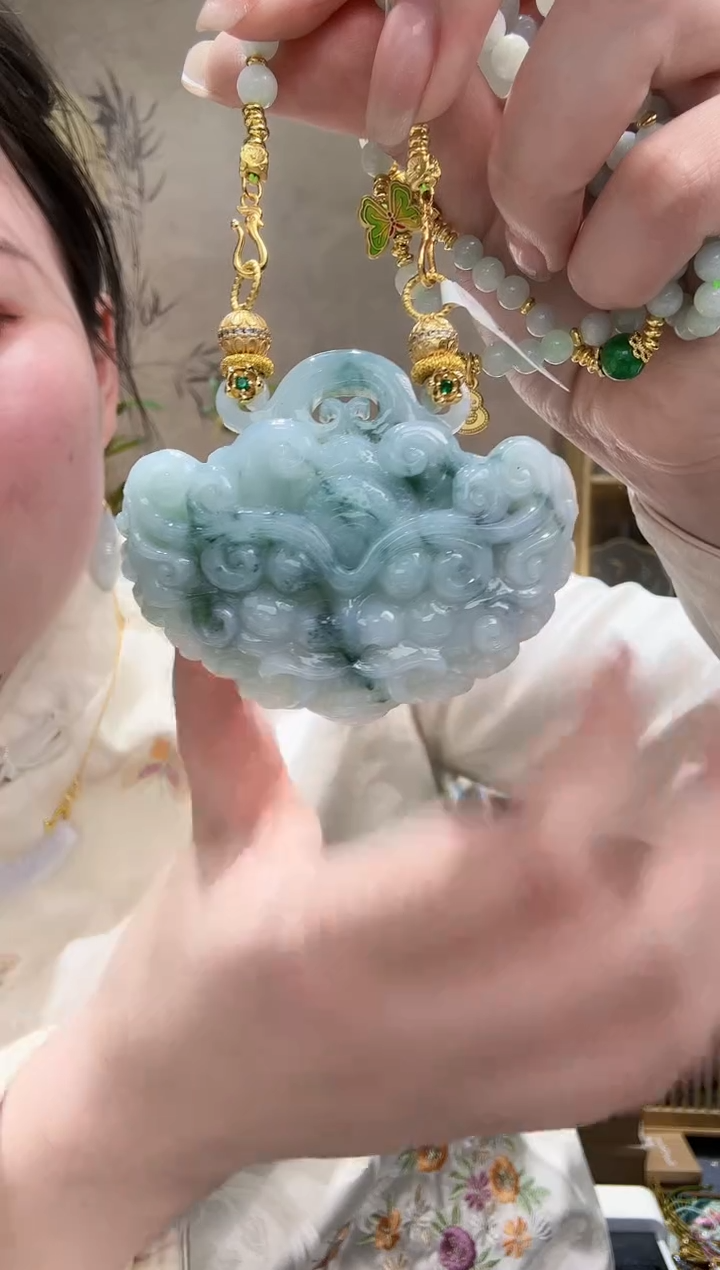 【闪购商品】翡翠颈饰未镶嵌吊坠