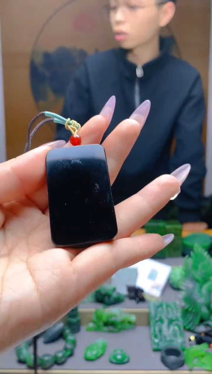 【闪购商品】和田玉（墨玉）珠宝半成品未镶嵌1