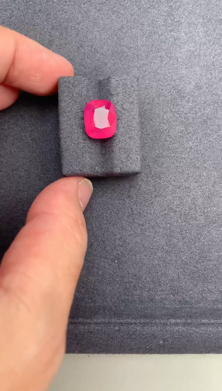 【闪购商品】尖晶石裸石未镶嵌5.5ct粉尖晶