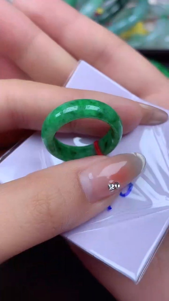 【闪购商品】翡翠戒指未镶嵌戒指