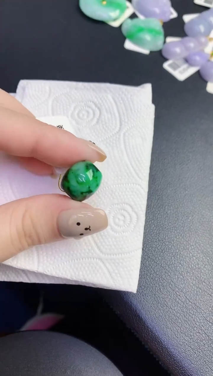 颈饰未镶嵌翡翠缅甸天然翡翠A货