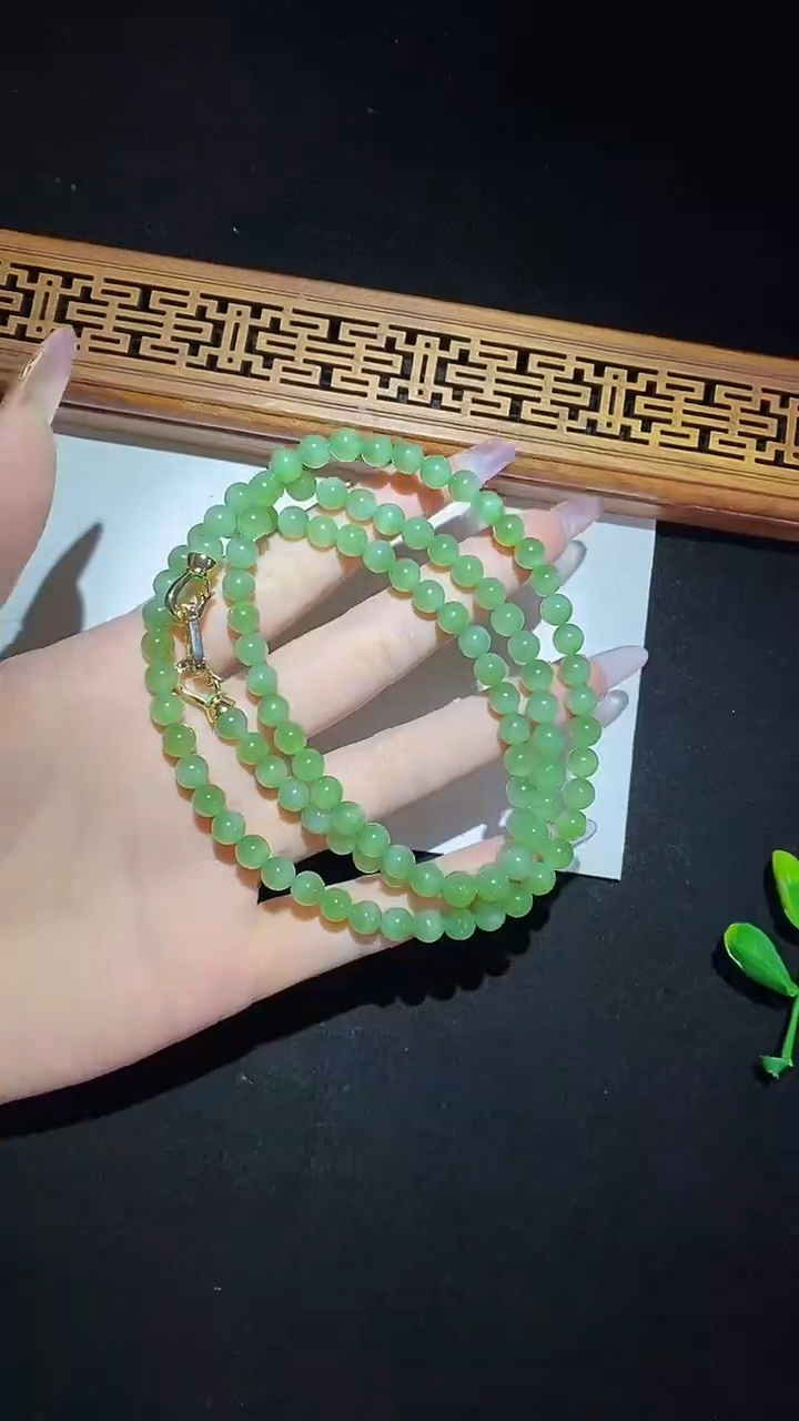 【闪购商品】和田玉（碧玉）项链未镶嵌6mm猫眼项链（微瑕）