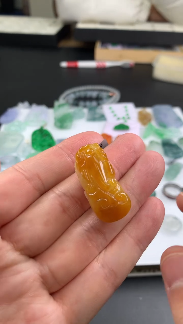 【闪购商品】定制翡翠未镶嵌翡翠