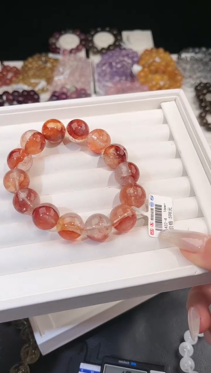 【闪购商品】水晶手链未镶嵌多样性发一红胶花