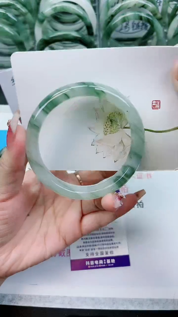 【闪购商品】石英质玉手镯未镶嵌C181号/62-63圈