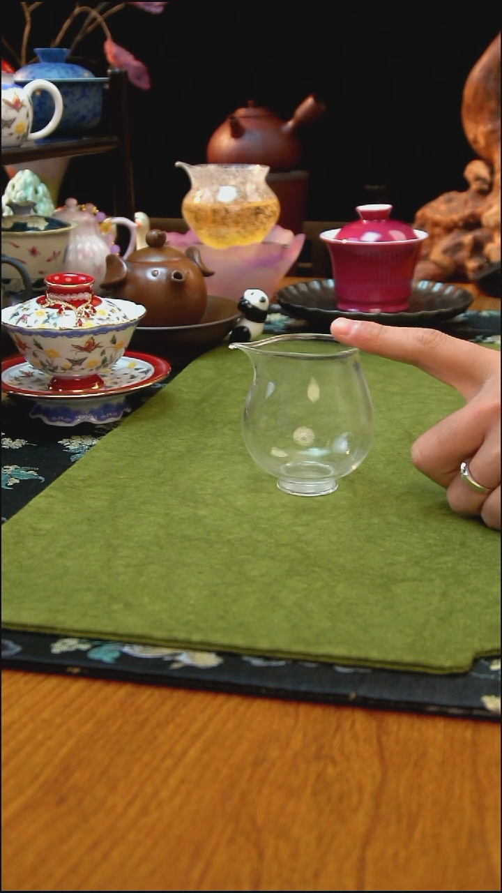 专做手绘和手工茶具的直播间