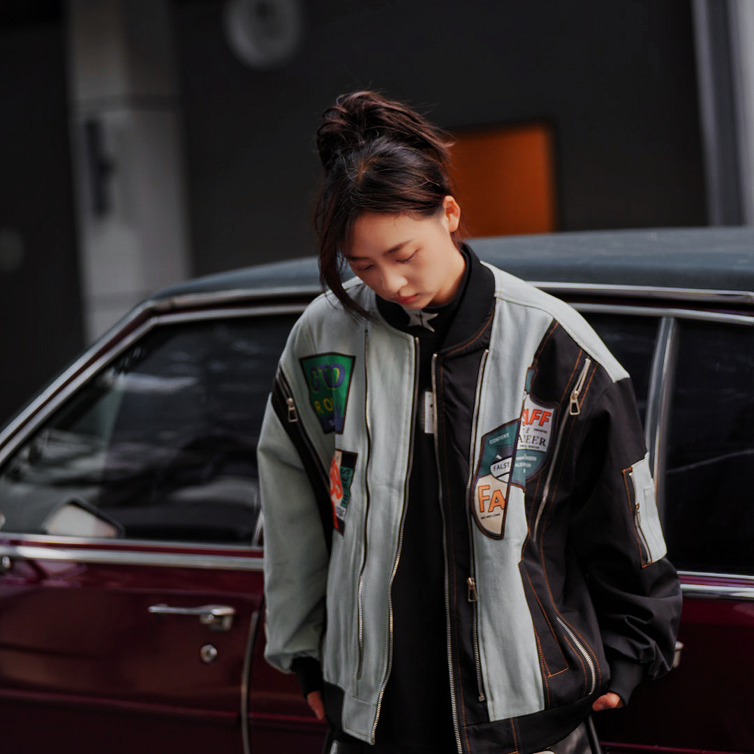 新秋美式复古拼色水洗牛仔棒球服拼接水洗外套宽松新款时尚*