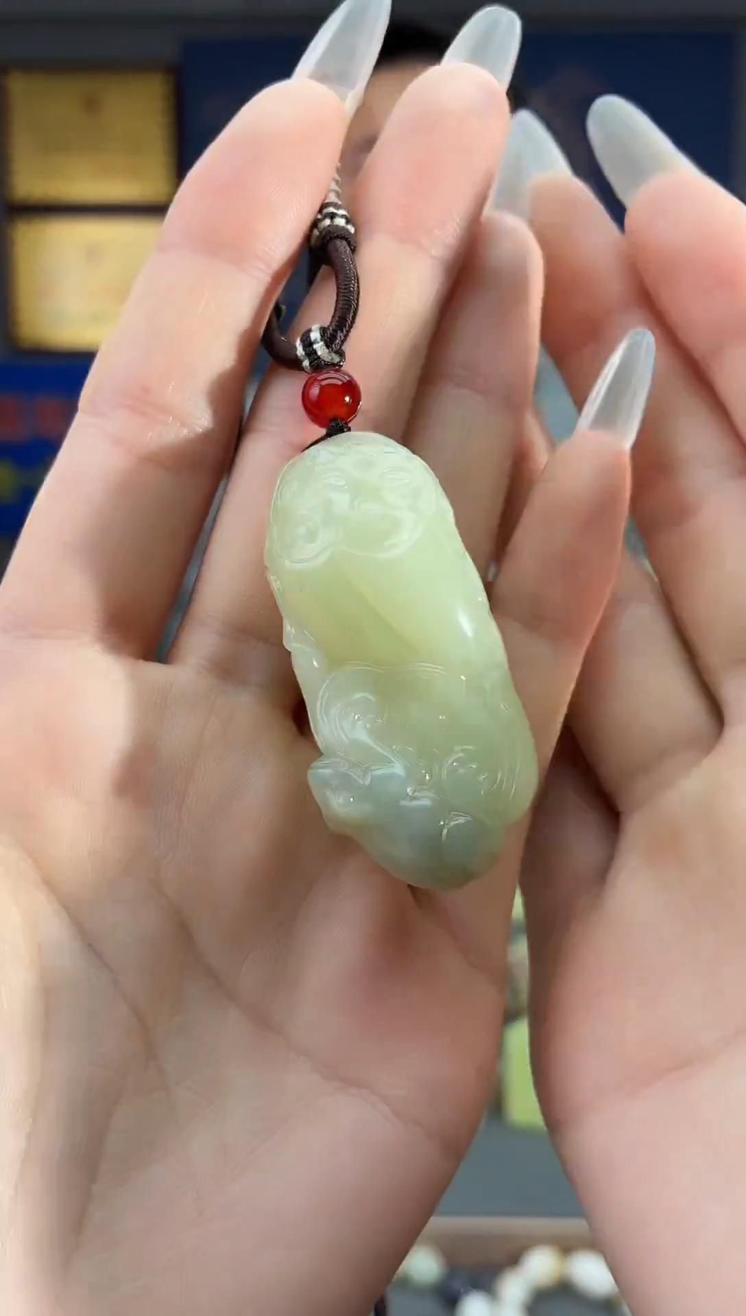 颈饰未镶嵌和田玉1