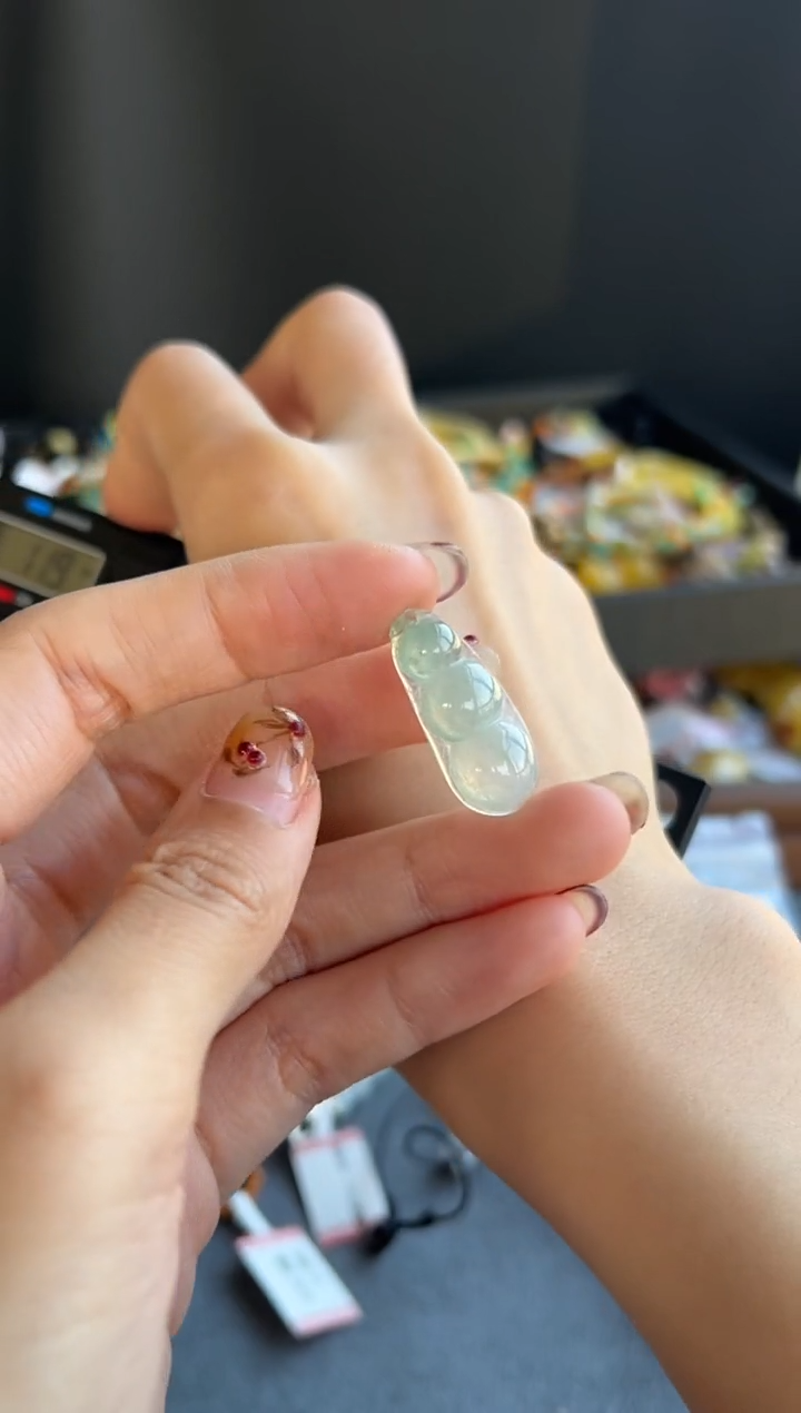 颈饰未镶嵌翡翠7641买断