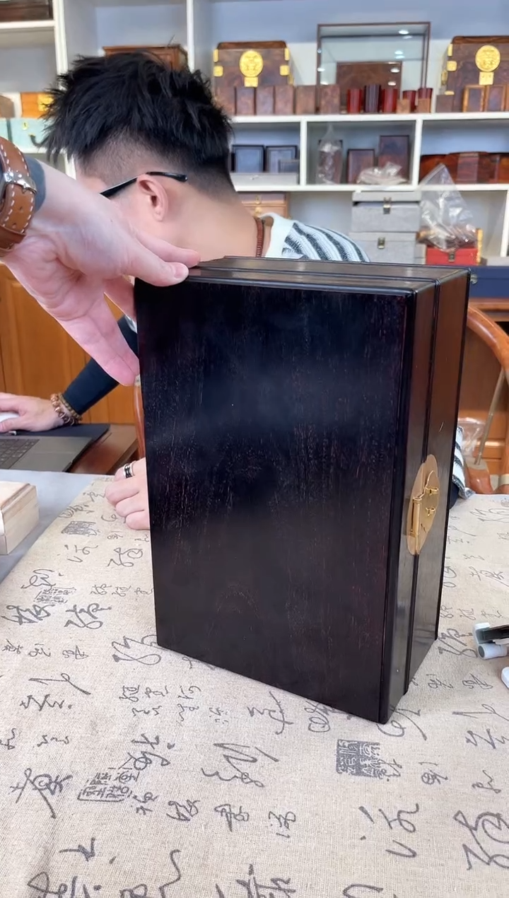 木小叶紫檀 单层首饰盒30*20*12.5瑕疵