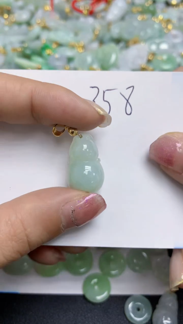 【闪购商品】翡翠颈饰合金天然翡翠A货