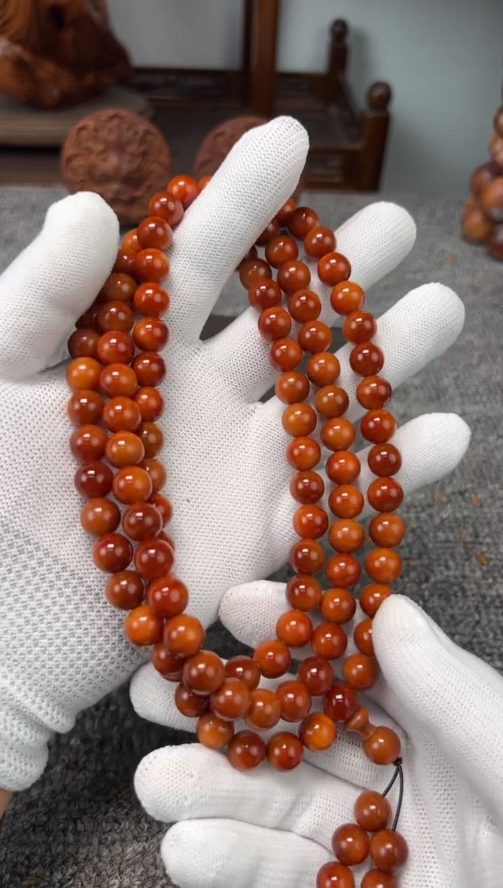 柏木（崖柏）1.0*108圆珠血红玫瑰 香味浓郁