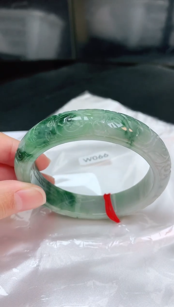【闪购商品】翡翠手镯未镶嵌缅甸天然A货翡翠手镯