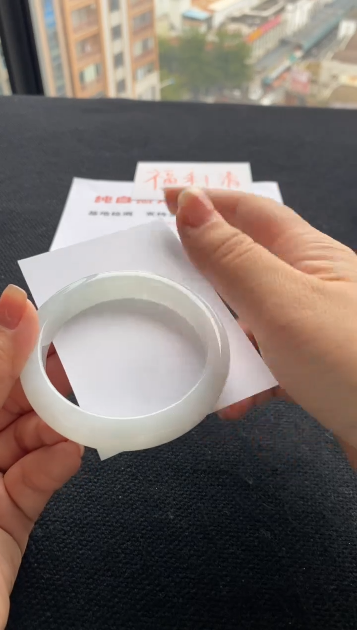 【闪购商品】翡翠手镯未镶嵌买断价XW23002805