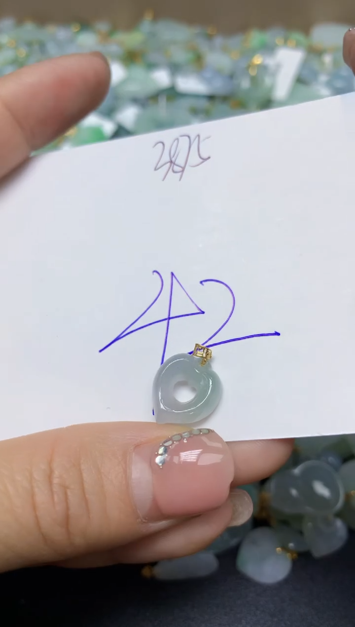 【闪购商品】翡翠挂件18K金镶嵌 天然翡翠A货