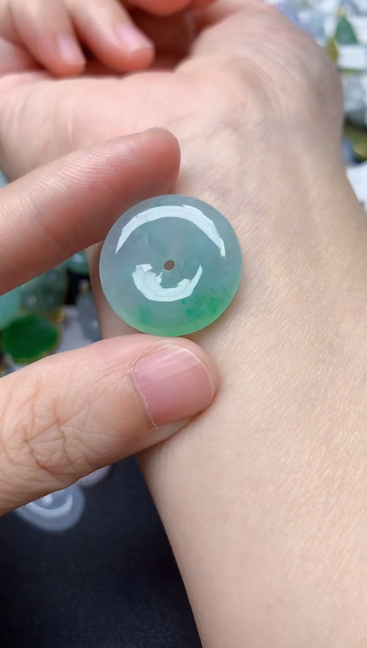 颈饰未镶嵌翡翠天然缅甸A货翡翠