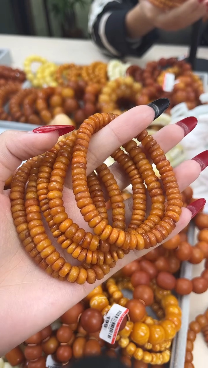 【闪购商品】琥珀颈饰未镶嵌天然琥珀蜜蜡（多样性其中发一）