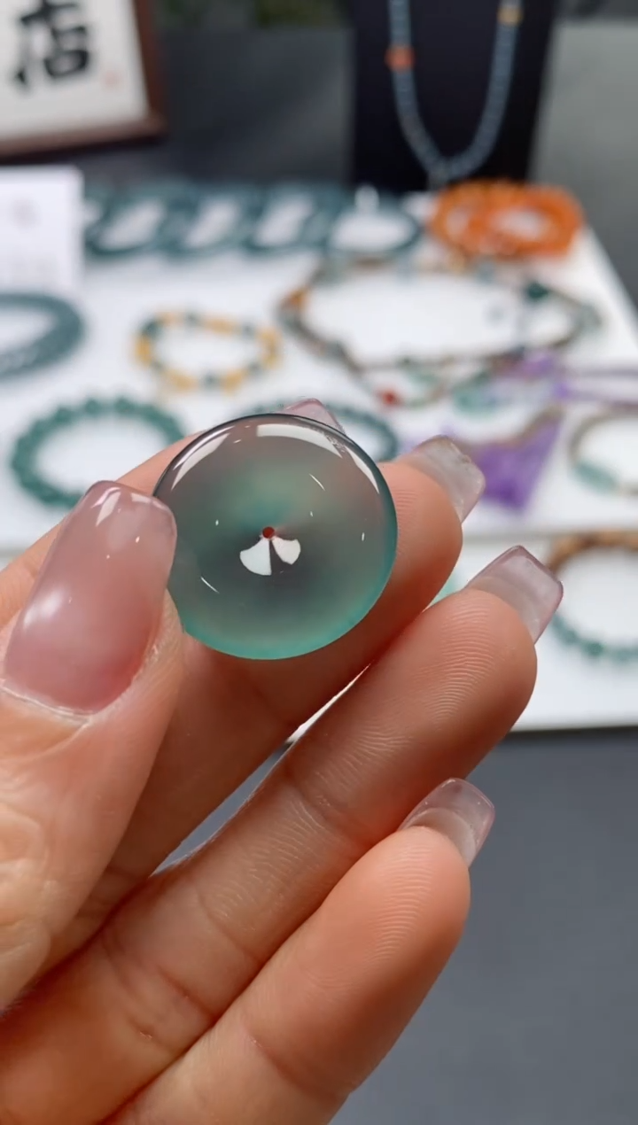 【闪购商品】翡翠颈饰未镶嵌0850908861