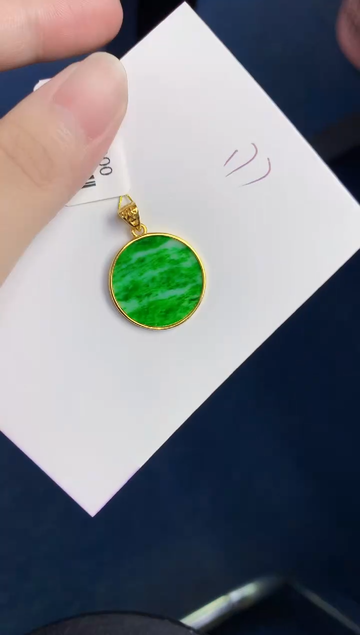 颈饰未镶嵌翡翠天然翡翠缅甸A货