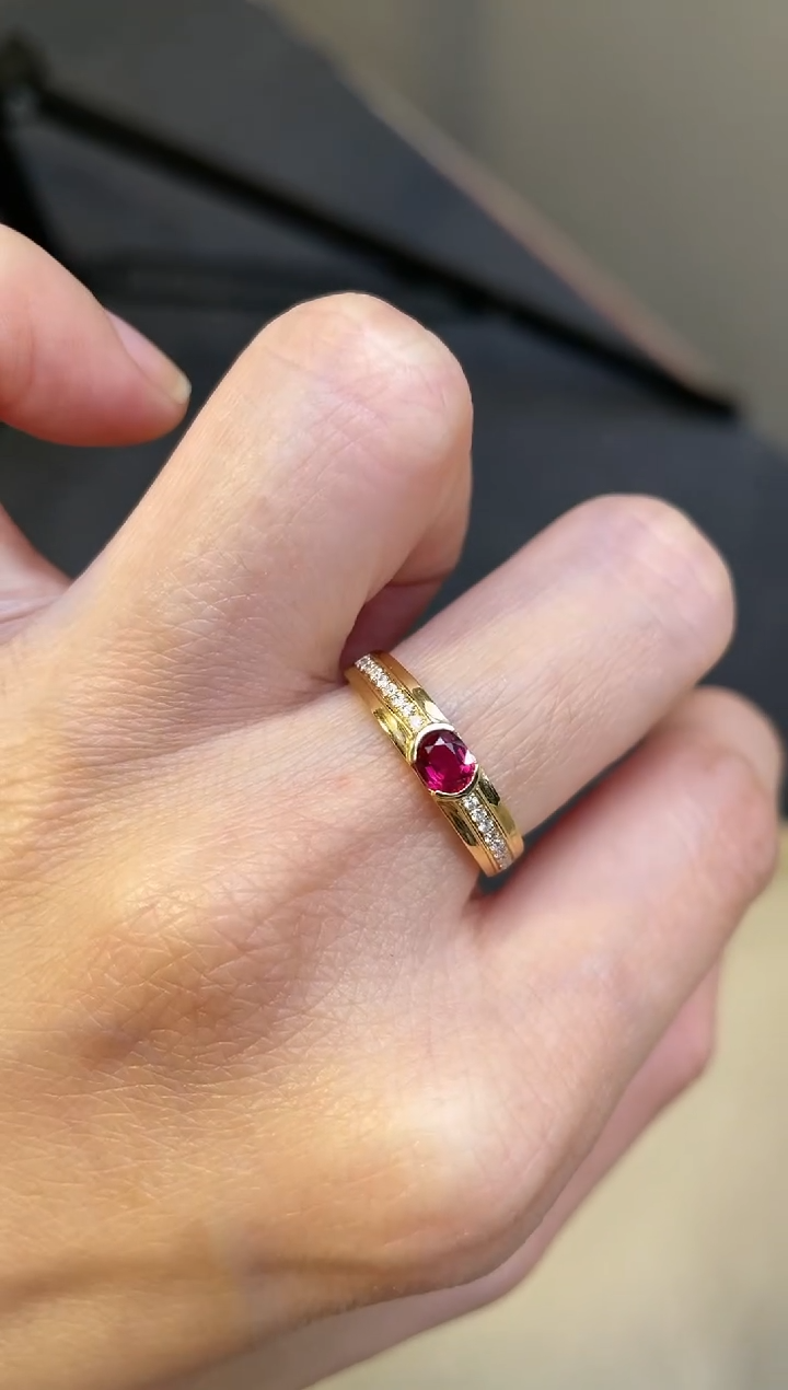 【闪购商品】红宝石戒指18K金镶嵌主石：0.40ct