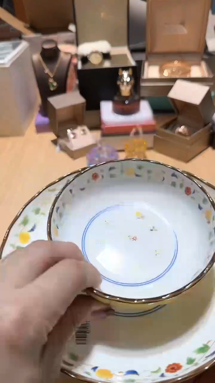 【闪购商品】瓷片锅碗瓢盆一件不剩