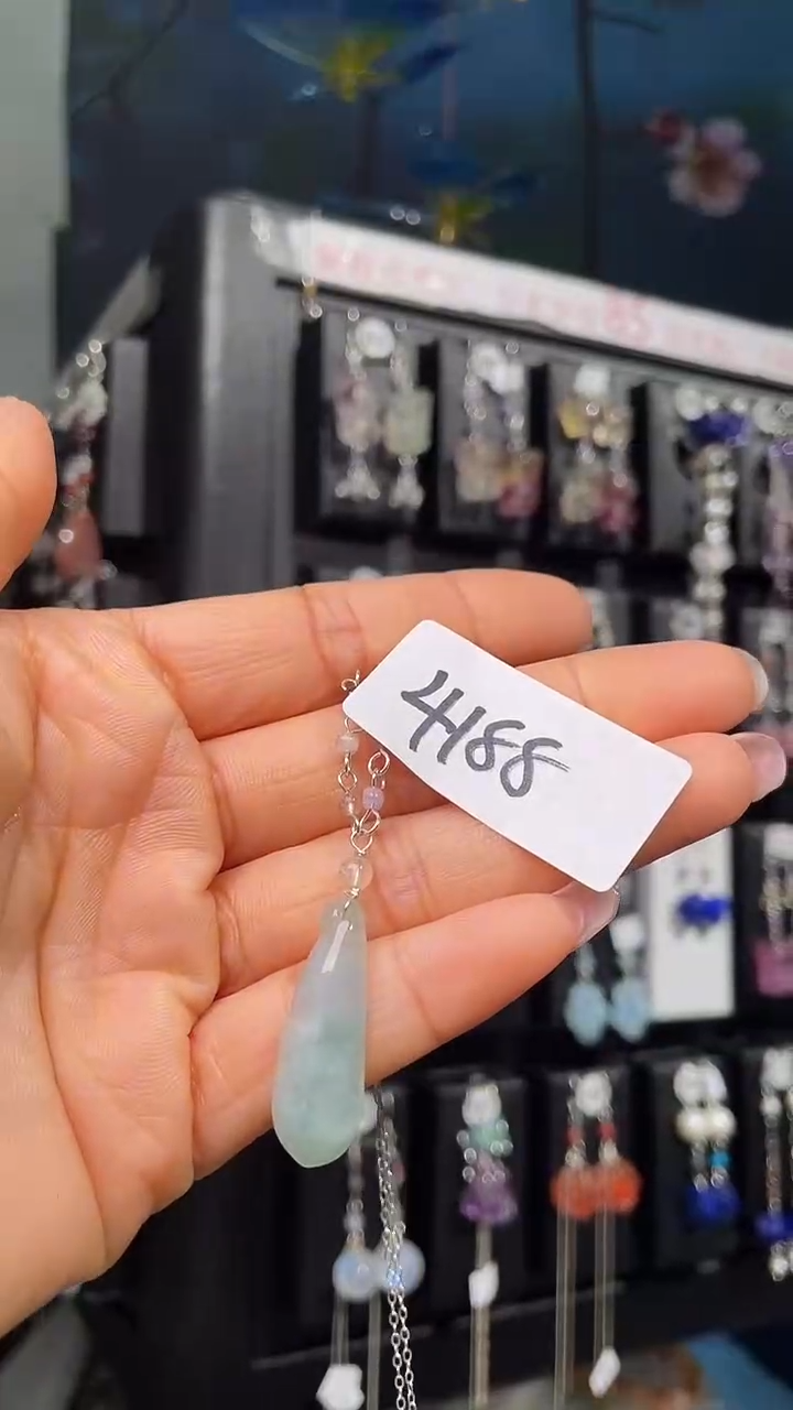 颈饰未镶嵌翡翠喜欢拍