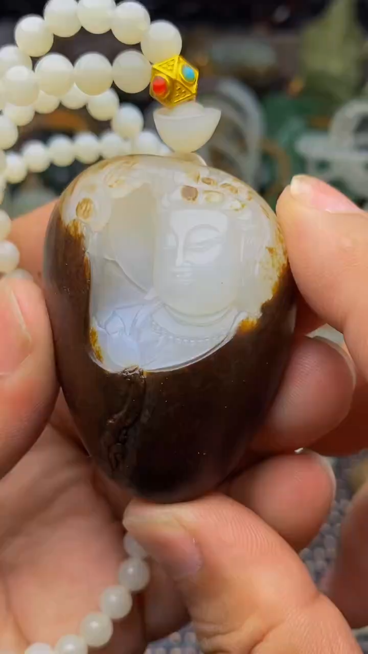 未镶嵌和田玉挂件1