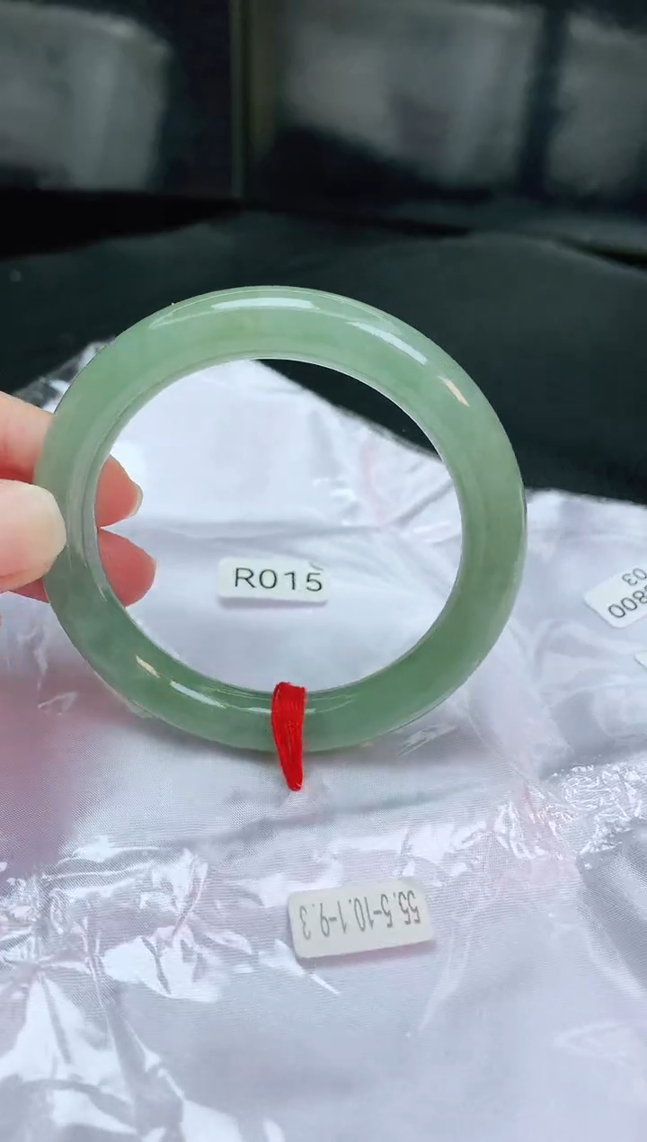 【闪购商品】翡翠手镯未镶嵌缅甸天然A货手镯