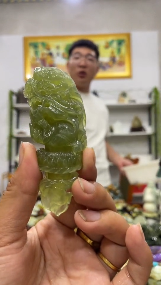 未镶嵌岫玉手把 