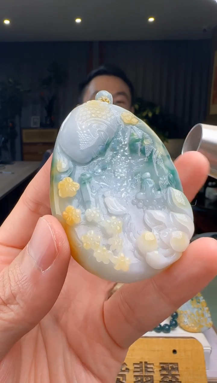 【闪购商品】翡翠吊坠(不含链)未镶嵌DY@@960Q3J15226
