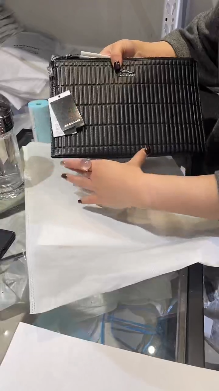 头层牛皮556品牌男包清货中（不要卡单，理性消费）