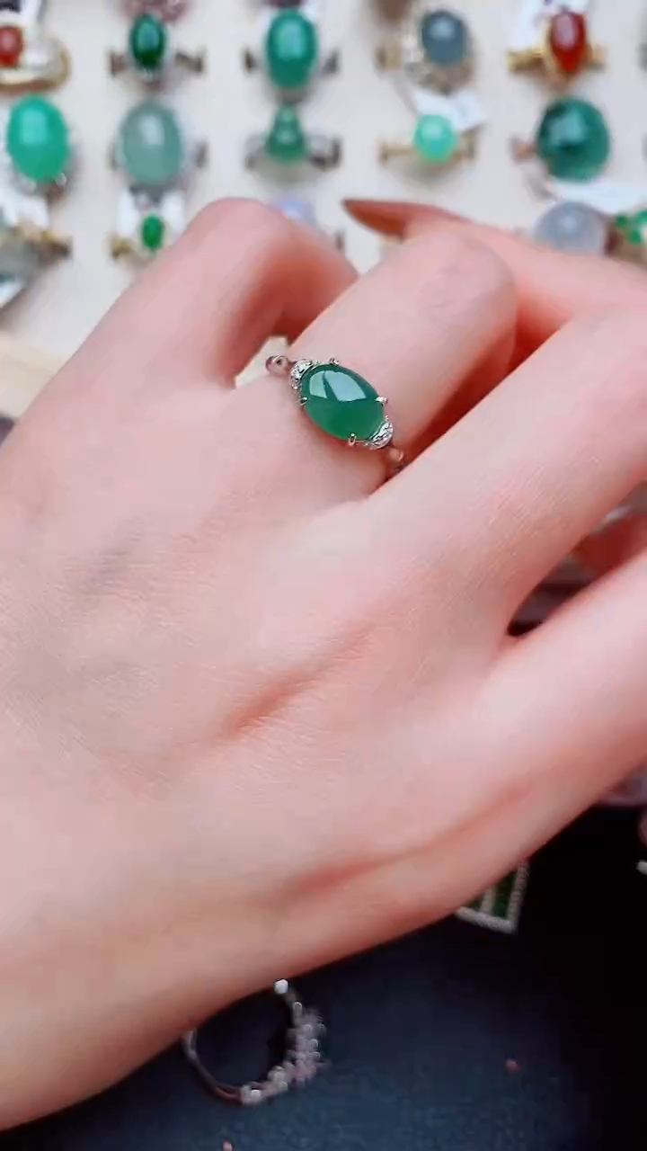 银S925镶嵌戒指翡翠...