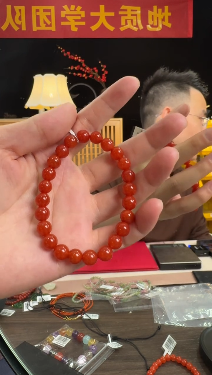 【闪购商品】南红玛瑙手串未镶嵌保山锦红满色满肉南红玛瑙圆珠