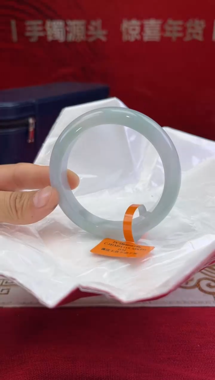 【闪购商品】翡翠手镯未镶嵌6翡翠手镯