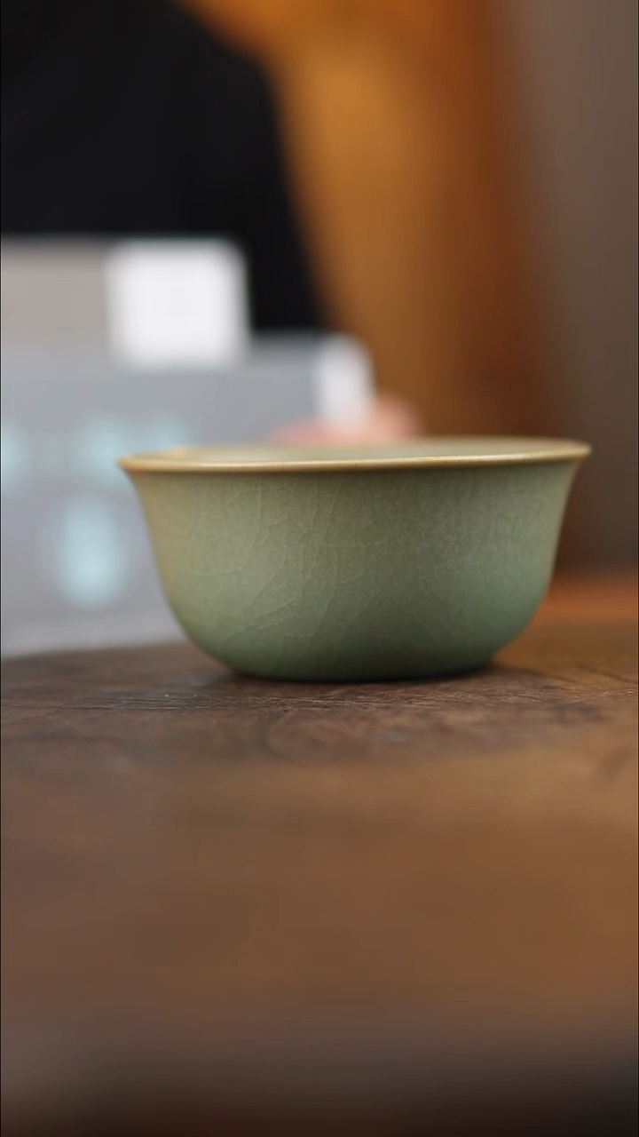 川*.汝瓷 柴烧鸡缸