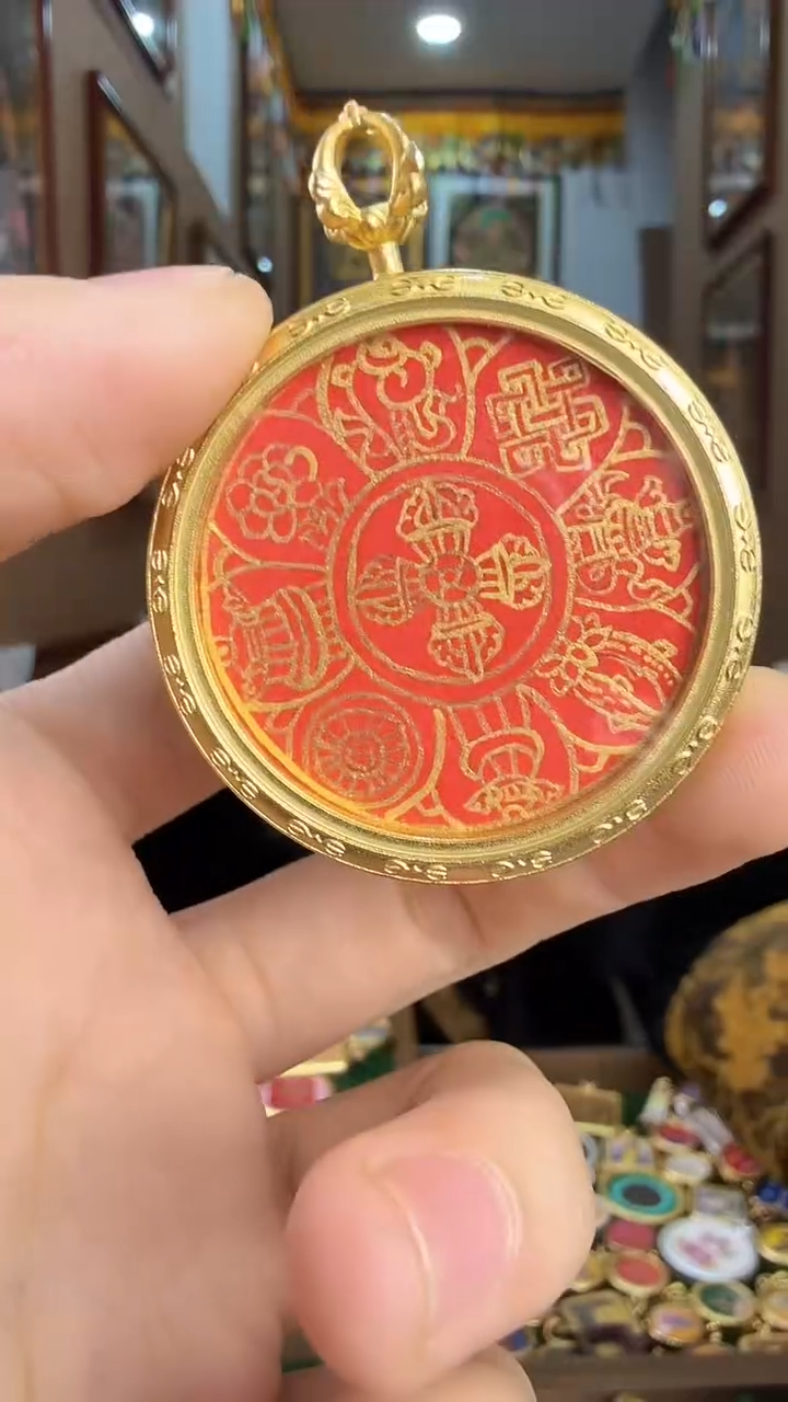 吊坠金刚杵-纯手绘矿物原料唐卡