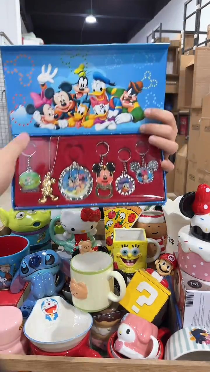 瓷片原盒米奇钥匙扣6件套