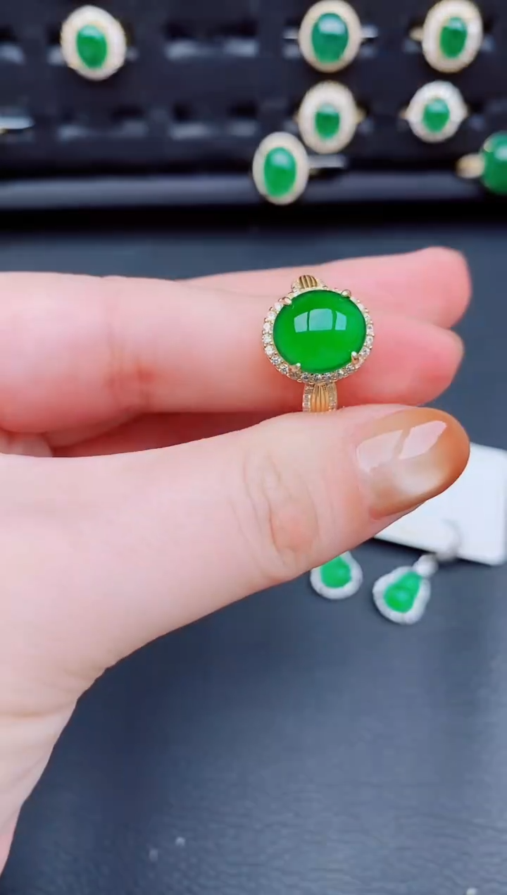 【闪购商品】翡翠戒指银S925镶嵌天然a货翡翠301