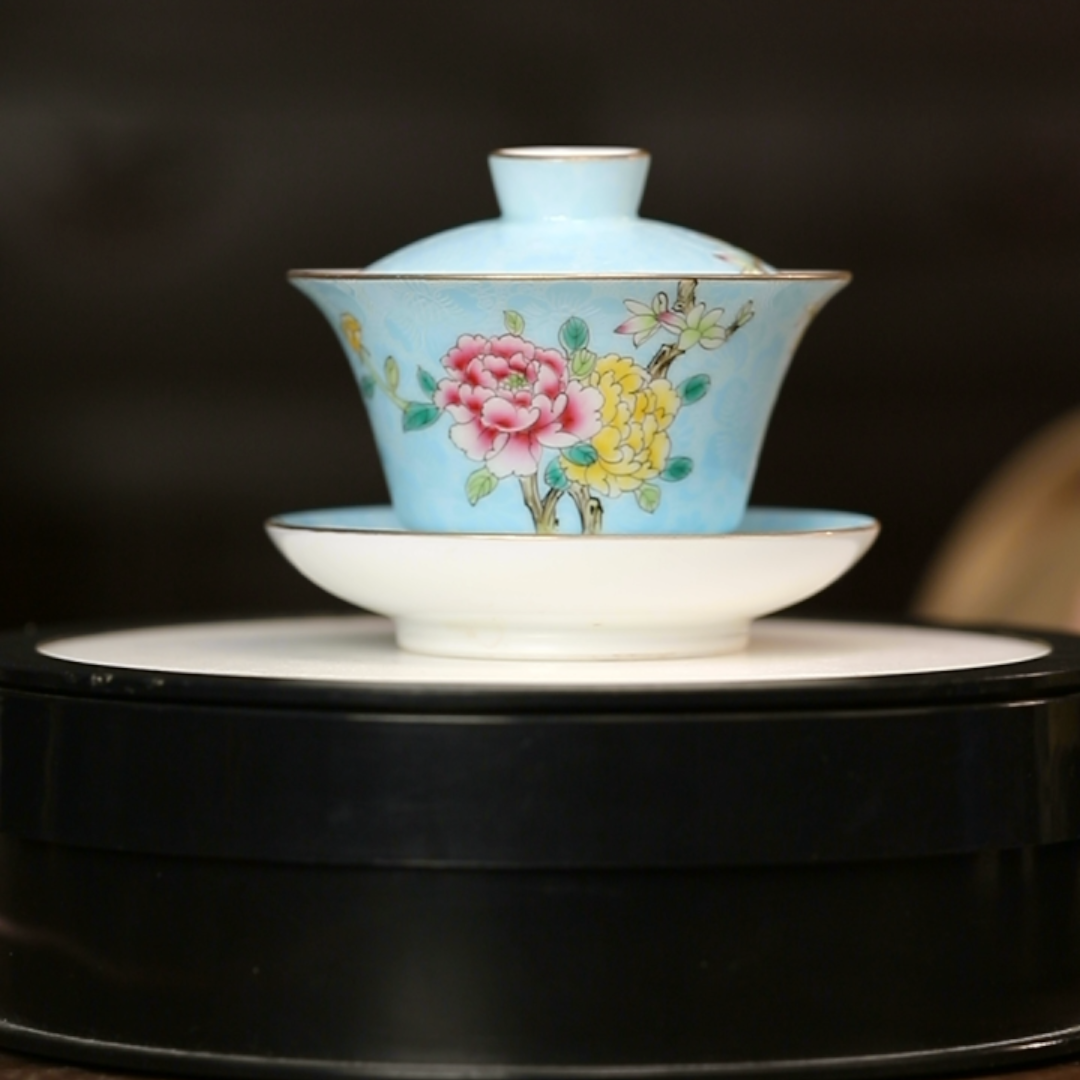 1.1a/k00964/何平窑/扒花蓝色花鸟三才盖碗