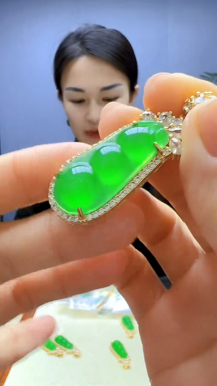 静柏甄选diy颈饰太阳花四季豆吊坠